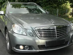 Grau Gebraucht 2011 Mercedes E200 Elegance Kombi | 6.800 € (Guter Preis)
