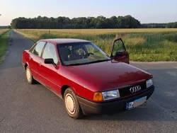 Rot Gebraucht 1987 Audi 80 Limousine | 5.500 €