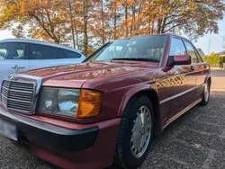 Rot Gebraucht 1991 Mercedes 190 Limousine | 24.999 €