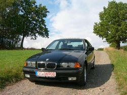 Schwarz ii Gebraucht 1997 BMW 316 Compact Kleinwagen | 3.950 € (Etwas zu teuer)