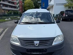 Weiß Gebraucht 2010 Dacia Logan MCV Basis Kombi | 3.990 € (Etwas zu teuer)