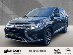 Schwarz Gebraucht 2019 Mitsubishi Outlander Diamant Edition SUV | 21.490 € (Fairer Preis)