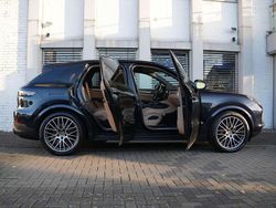 Blau Gebraucht 2022 Porsche Cayenne Platinum Edition SUV | 91.650 € (Teuer)