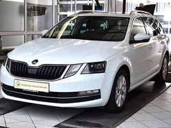 Weiß Gebraucht 2019 Skoda Octavia Style Kombi | 16.700 € (Fairer Preis)