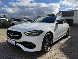 Weiß Gebraucht 2023 Mercedes C220 Limousine | 27.990 € (Guter Preis)