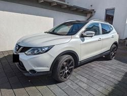 Weiß Gebraucht 2015 Nissan Qashqai Tekna SUV | 12.000 € (Guter Preis)