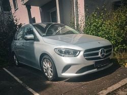 Silber Gebraucht 2019 Mercedes B180 Van / Kleinbus | 18.450 € (Guter Preis)