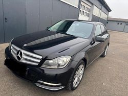 Schwarz Gebraucht 2012 Mercedes C250 Avantgarde Limousine | 8.450 € (Fairer Preis)