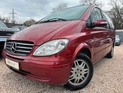 Rot Gebraucht 2006 Mercedes Viano Van / Kleinbus | 12.490 € (Guter Preis)