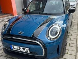 Blau Gebraucht 2022 Mini Cooper Classic Kleinwagen | 22.900 € (Fairer Preis)