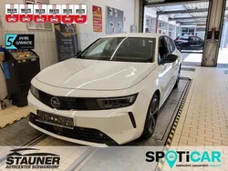 Arktis weiß Gebraucht 2023 Opel Astra Edition Kombi | 22.780 € (Superpreis)