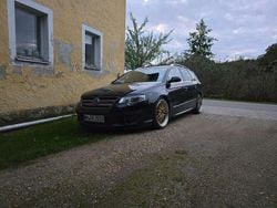 Schwarz Gebraucht 2011 VW Passat R-line Edition Kombi | 2.500 €