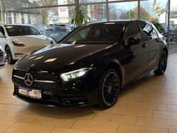 Schwarz Gebraucht 2021 Mercedes A250 AMG line Limousine | 26.440 € (Fairer Preis)