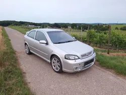 Silber Gebraucht 2003 Opel Astra OPC Limousine | 5.850 €