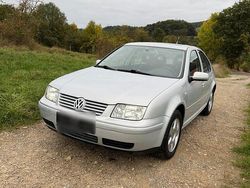 Silber Gebraucht 1999 VW Bora Limousine | 1.650 € (Etwas zu teuer)