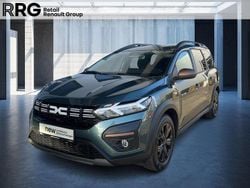 Zedergrün Gebraucht 2025 Dacia Jogger Extreme Van / Kleinbus | 21.190 € (Fairer Preis)