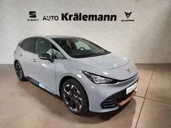 Grau Gebraucht 2022 Cupra Born Kleinwagen | 22.990 € (Fairer Preis)