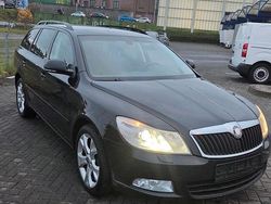 Schwarz Gebraucht 2009 Skoda Octavia Kombi | 3.950 € (Guter Preis)