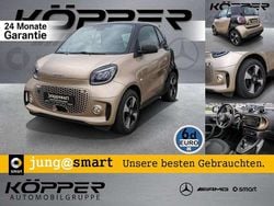 Gold Gebraucht 2023 Smart ForTwo Coupé Exclusive Kleinwagen | 16.888 € (Teuer)