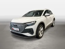 Gletscherweiß metallic Gebraucht 2022 Audi Q4 e-tron Ambiente SUV | 33.280 € (Superpreis)
