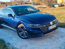 Blau Gebraucht 2018 VW Arteon R-line Limousine | 20.400 € (Fairer Preis)