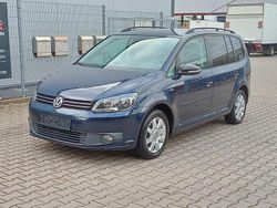 Blau Gebraucht 2013 VW Touran Comfortline Van / Kleinbus | 7.450 € (Guter Preis)