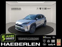 Silver metallic Gebraucht 2025 Toyota Yaris Cross Team SUV | 24.990 € (Fairer Preis)