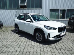 Weiß Gebraucht 2024 BMW X1 Sport Line SUV | 40.980 € (Guter Preis)