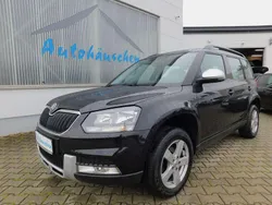 Schwarz Gebraucht 2015 Skoda Yeti Active SUV | 6.999 € (Superpreis)