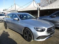 Silber Gebraucht 2022 Mercedes E220 Avantgarde Limousine | 23.750 € (Superpreis)