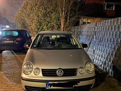 Silber Gebraucht 2002 VW Polo Kleinwagen | 750 € (Guter Preis)
