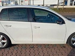 Weiß Gebraucht 2009 VW Golf VI Highline Limousine | 4.799 € (Guter Preis)