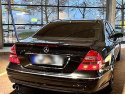 Andere farben Gebraucht 2005 Mercedes E350 Limousine | 8.500 € (Teuer)