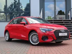 Rot Gebraucht 2021 Audi A3 Sportback e-tron Ambiente Limousine | 21.900 € (Guter Preis)