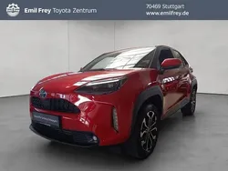 Rot Gebraucht 2023 Toyota Yaris Hybrid Team | 24.750 € (Fairer Preis)