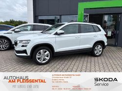 Moonweiss metallic Gebraucht 2024 Skoda Karoq SUV | 31.980 € (Fairer Preis)