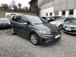 Grau Gebraucht 2016 VW Touran R-line Van / Kleinbus | 16.999 € (Fairer Preis)