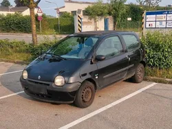 Schwarz Gebraucht 2005 Renault Twingo Kleinwagen | 250 €
