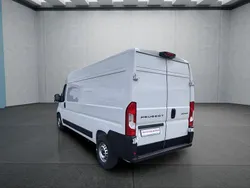 Weiß Gebraucht 2024 Peugeot Boxer Van | 39.949 € (Teuer)