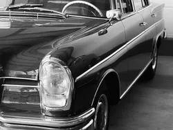 Havannabraun Gebraucht 1962 Mercedes W112 SE Limousine | 44.600 €