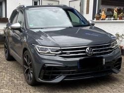 Grau Gebraucht 2022 VW Tiguan R SUV | 42.999 € (Fairer Preis)