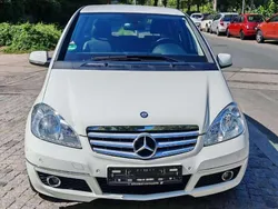 Calcitweiss/zirrusweiss Gebraucht 2011 Mercedes A160 Kleinwagen | 5.900 € (Fairer Preis)