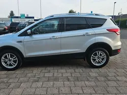 Silber Gebraucht 2015 Ford Kuga Trend SUV | 7.950 € (Guter Preis)