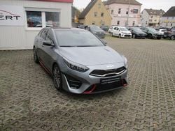 Silber Gebraucht 2023 Kia ProCeed Kleinwagen | 27.990 € (Fairer Preis)