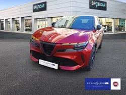 Schwarz Gebraucht 2024 Alfa Romeo Junior Edizione Speciale SUV | 37.480 € (Guter Preis)