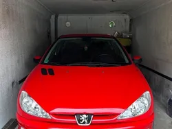 Rot Gebraucht 2006 Peugeot 206 Kleinwagen | 900 € (Guter Preis)