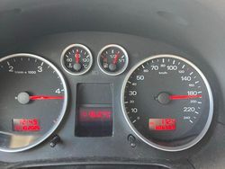 Grau Gebraucht 2004 Audi A2 Kleinwagen | 3.900 € (Teuer)