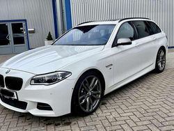 Weiß Gebraucht 2014 BMW M550 M Sport Limousine | 25.800 € (Teuer)