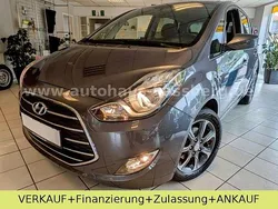 Grau Gebraucht 2015 Hyundai ix20 Style Van / Kleinbus | 9.975 € (Fairer Preis)