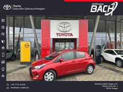 Rot Gebraucht 2016 Toyota Yaris Edition-S Limousine | 9.890 € (Fairer Preis)